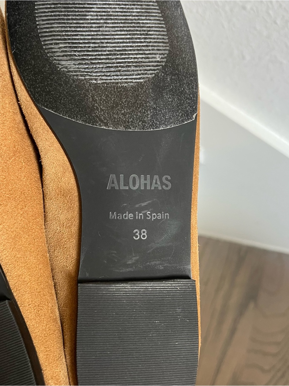 ALOHAS Rosalind Suede Ballet Flats in Suede Tan NWOB - Picture 8 of 8